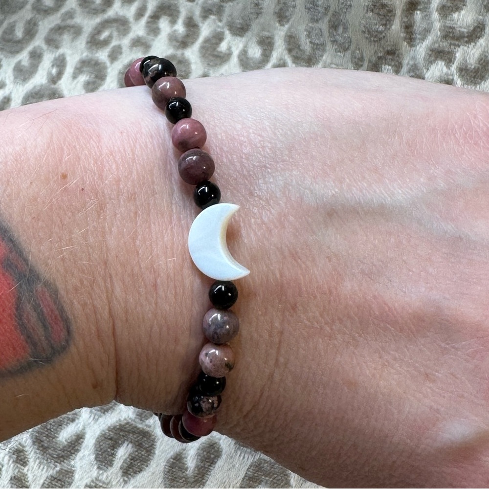 Black Line Rhodonite & Black Obsidian Moon Crystal Gemstone Stretch Bracelet